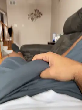 Snapshot of Rocky_Rules chatting on 12.01.25 Rocky Rules online show from 12.01.25