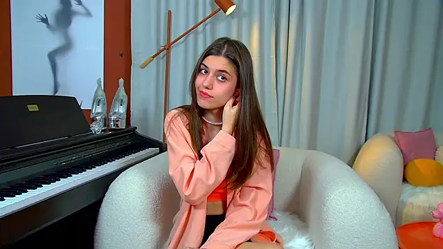 ArianaAllens online show from 10.12.25