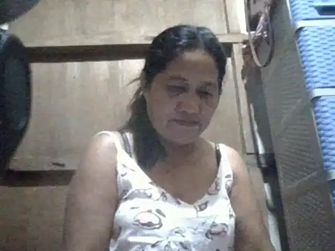 Snapshot of hotmama_063 chatting on 06.15.26 hotmama 063 online show from 06.15.26