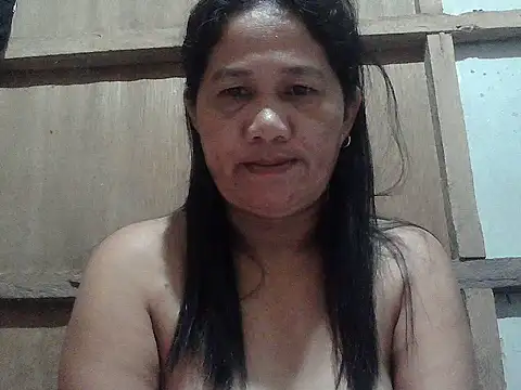 Snapshot of hotmama_063 chatting on 07.07.26 hotmama 063 online show from 07.07.26