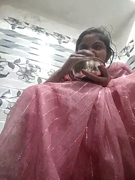 LUCKY cut online show from 02.17.26