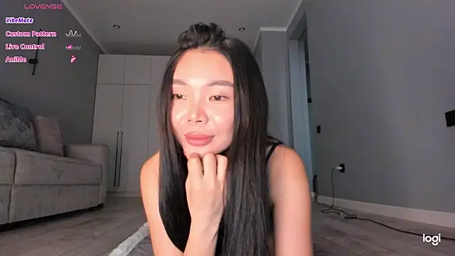 Rem Esme online show from 02.25.26