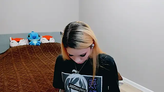 Kitten Alissa online show from 10.09.25