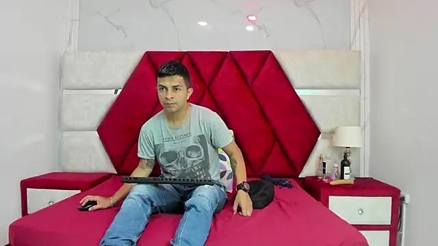 Kity spiderr online show from 04.04.26