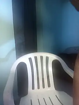 Kristal Bronw Lawren online show from 04.17.26