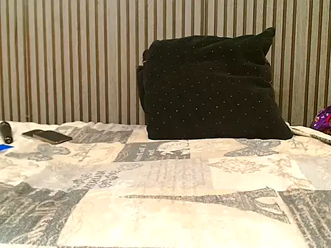 ROYALASS25 online show from 03.22.26