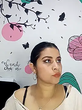 ValerieLove  online show from 10.12.25