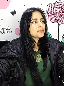 ValerieLove  online show from 10.22.25