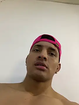 Snapshot of Smith_Fitness chatting on 05.07.26 Smith Fitness online show from 05.07.26