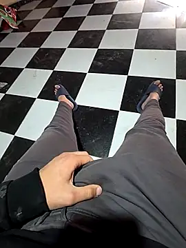 anis3g4 online show from 04.17.26