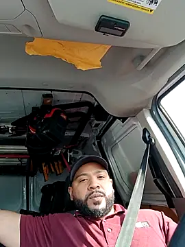 Snapshot of tripping385 chatting on 09.09.25 tripping385 online show from 09.09.25