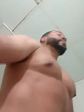 Snapshot of tripping385 chatting on 09.14.25 tripping385 online show from 09.14.25