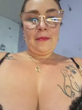 anythompsom online show from 10.28.25