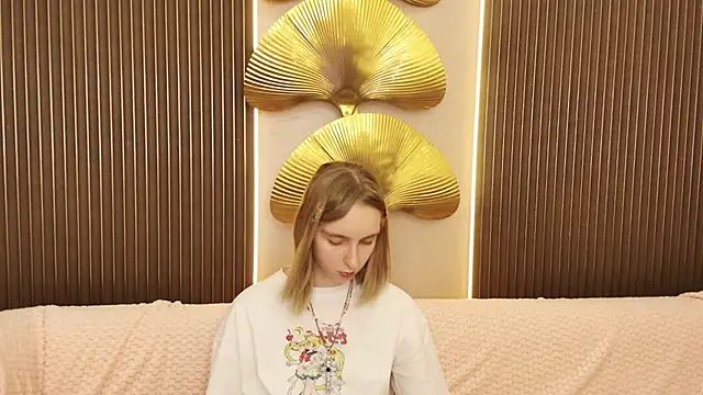 Beverly Gomes online show from 09.19.25