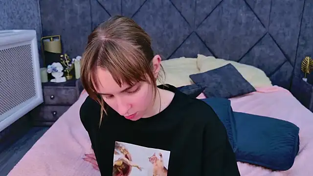 Beverly Gomes online show from 10.05.25