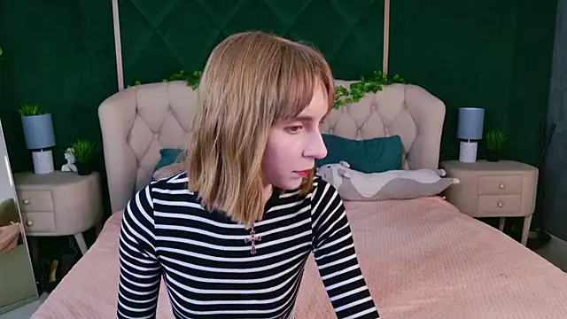 Beverly Gomes online show from 11.17.25