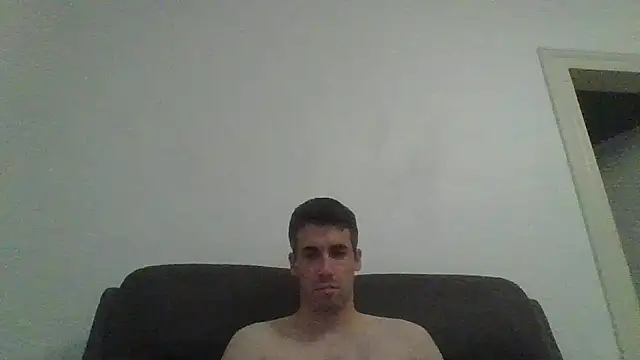 JulioIsHere4you online show from 09.21.25