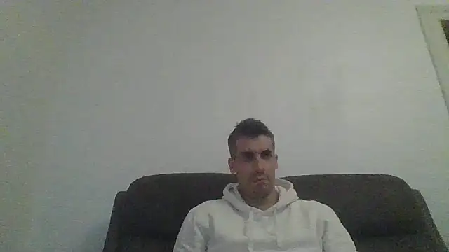 JulioIsHere4you online show from 10.14.25