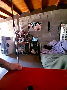 Snapshot of Almendrasexy chatting on 12.04.25 Almendrasexy online show from 12.04.25