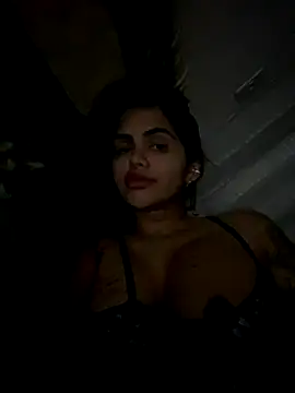 Snapshot of danilyns chatting on 09.16.25 danilyns online show from 09.16.25