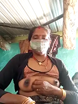 CUTE-004 online show from 04.08.26