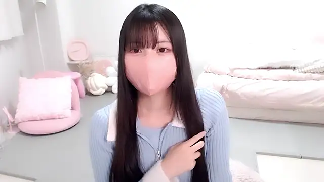 Snapshot of moka-neko chatting on 11.07.25 moka-neko online show from 11.07.25