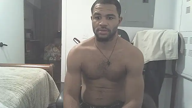 Snapshot of kingtaydo chatting on 11.11.25 kingtaydo online show from 11.11.25