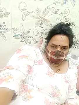 Snapshot of Your-vipasha chatting on 11.11.25 Your-vipasha online show from 11.11.25