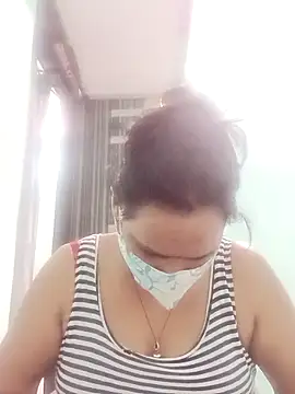 Snapshot of Your-vipasha chatting on 11.20.25 Your-vipasha online show from 11.20.25