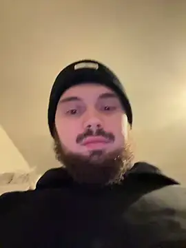 Snapshot of Badking9377 chatting on 12.19.25 Badking9377 online show from 12.19.25