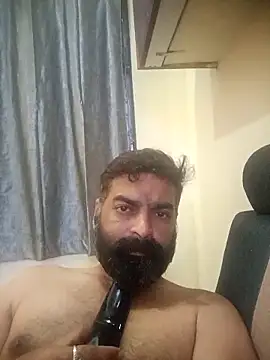 Snapshot of demon_royal chatting on 11.20.25 demon royal online show from 11.20.25