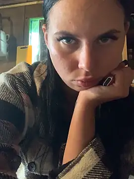 Snapshot of ksenia123 chatting on 09.18.25 ksenia123 online show from 09.18.25