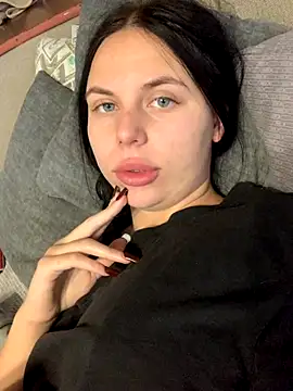 Snapshot of ksenia123 chatting on 11.08.25 ksenia123 online show from 11.08.25