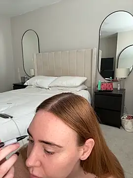 Snapshot of RubiRosexox chatting on 11.25.25 RubiRosexox online show from 11.25.25