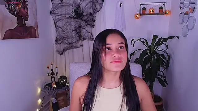 AlisxxnFx online show from 10.14.25