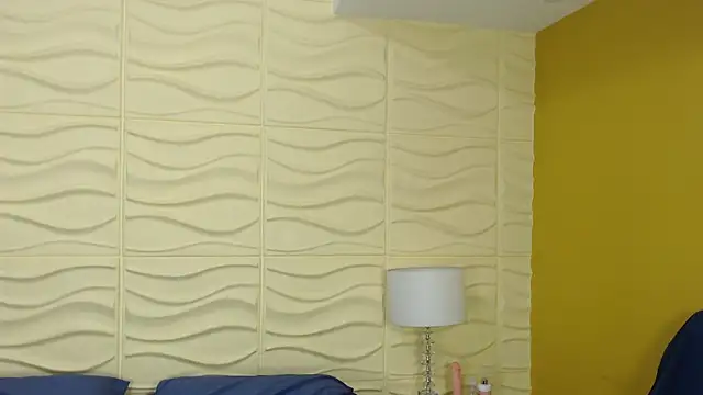 SophiaBloss online show from 09.23.25