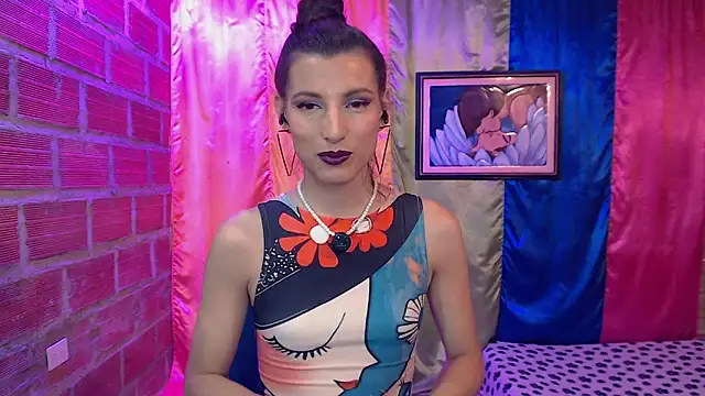 Moira-Hot online show from 01.07.26