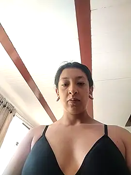 Snapshot of Coralaine_96 chatting on 09.11.25 Coralaine 96 online show from 09.11.25