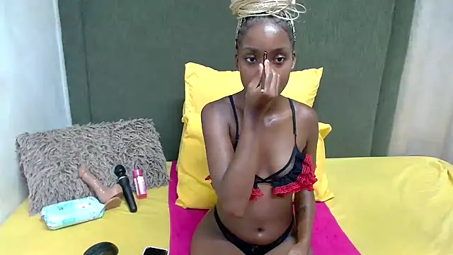 Littlebunny33 online show from 11.04.25