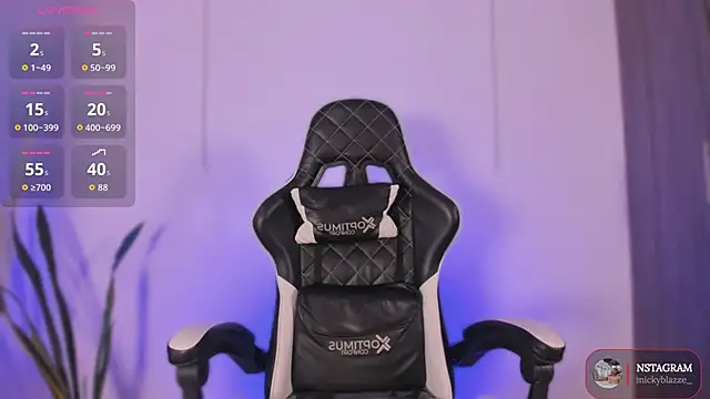 Snapshot of Nickyblazze_ chatting on 11.09.25 Nickyblazze online show from 11.09.25