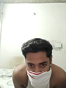 Snapshot of ritwesh chatting on 11.05.25 ritwesh online show from 11.05.25