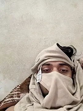 Snapshot of ritwesh chatting on 12.04.25 ritwesh online show from 12.04.25