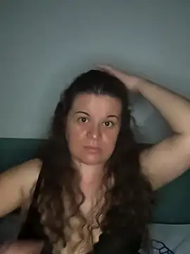 PerleRaree online show from 04.25.26