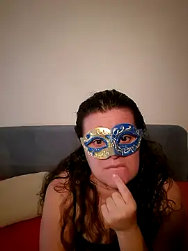 Snapshot of PerleRaree chatting on 05.05.26 PerleRaree online show from 05.05.26