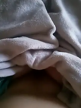 Snapshot of NiceBadgera chatting on 09.20.25 NiceBadgera online show from 09.20.25