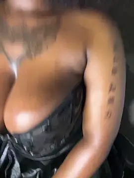 QUEEN NOBUHLE 777 online show from 11.05.25