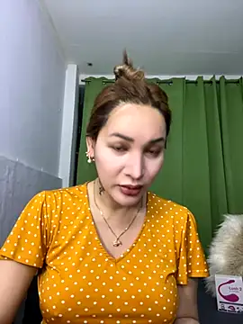 Snapshot of toni_0601 chatting on 10.06.25 toni 0601 online show from 10.06.25