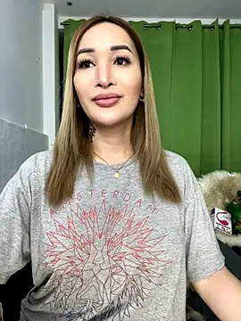 Snapshot of toni_0601 chatting on 10.23.25 toni 0601 online show from 10.23.25