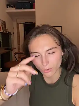 SophiiaStarr online show from 09.10.25