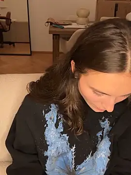 SophiiaStarr online show from 10.06.25